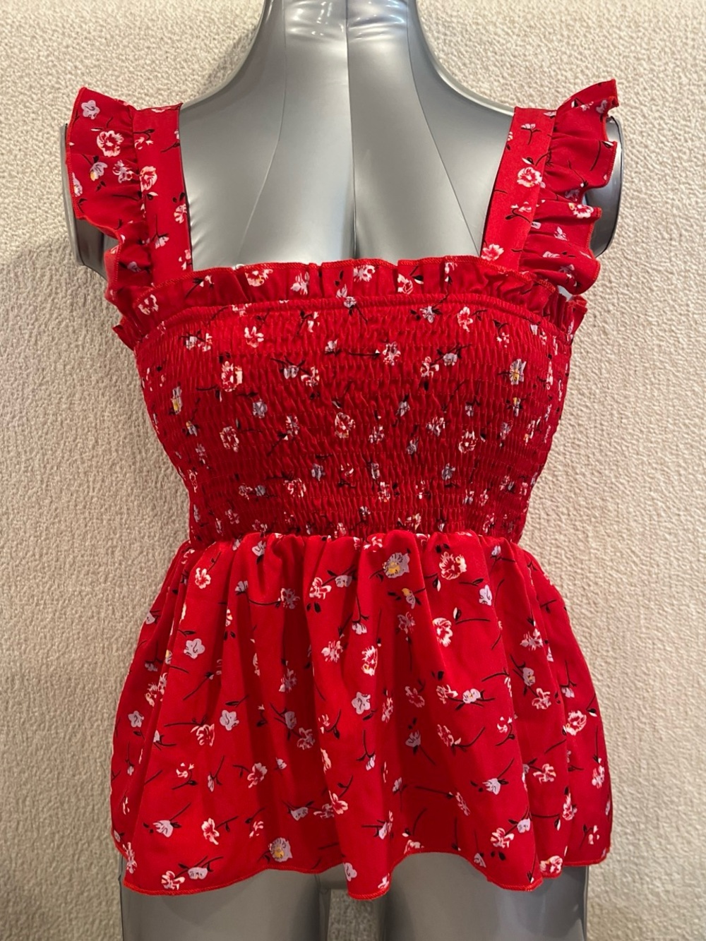 SHEIN Red Floral Smocked Peplum Dress for Kids